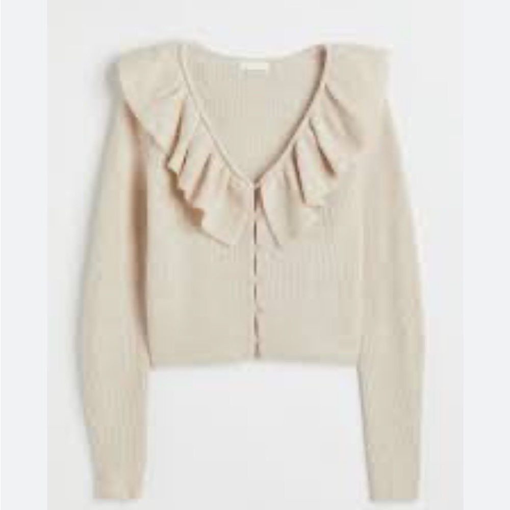 H&M | flounce collared knit cardigan
